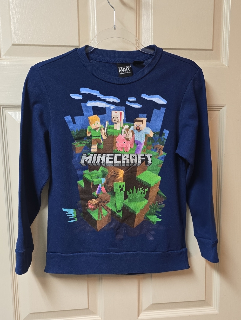 Mindcraft | Boys |MAD Engine | Navy Blue | Long-Sleeve Tee | Sweatshirt |Size M